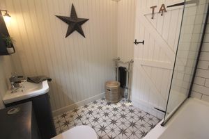 Bathroom/WC- click for photo gallery